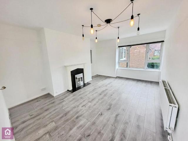 2 bedroom maisonette to rent
