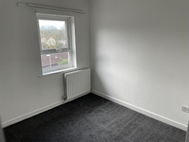 2 bedroom maisonette to rent