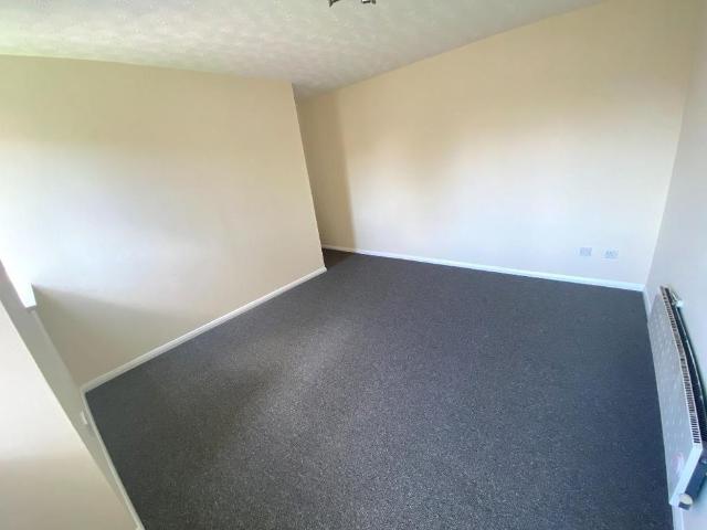 2 bedroom maisonette to rent