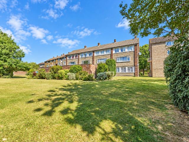2 bedroom maisonette to rent