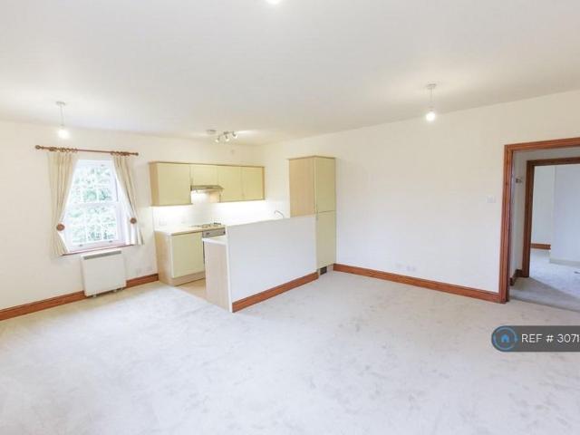 2 bedroom maisonette to rent