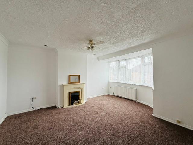 2 bedroom maisonette to rent