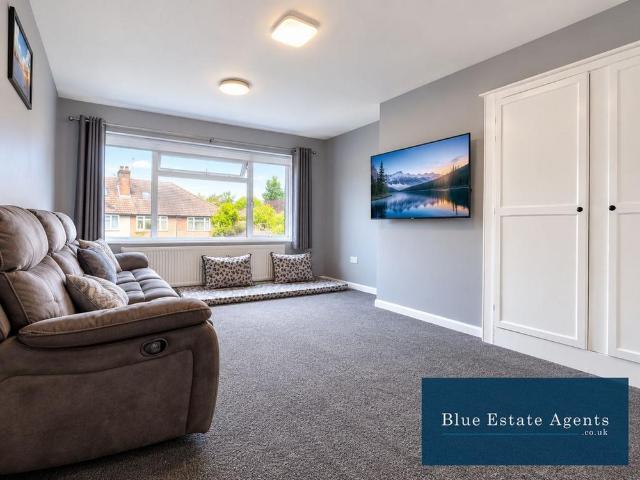 2 bedroom maisonette to rent