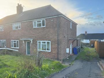 2 bedroom maisonette to rent