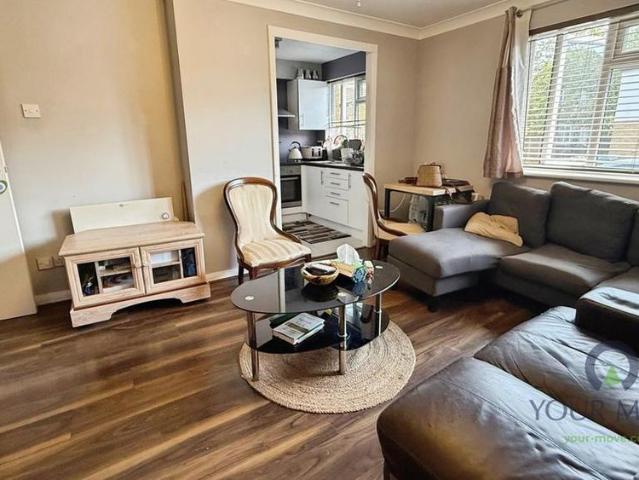 2 bedroom maisonette to rent