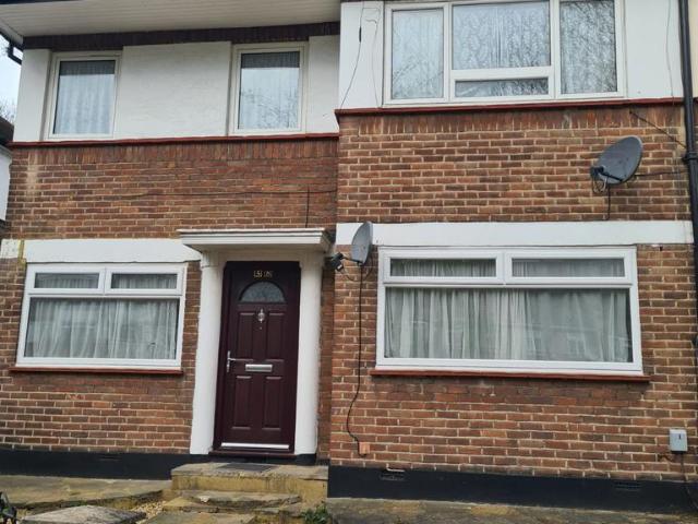 2 bedroom maisonette to rent