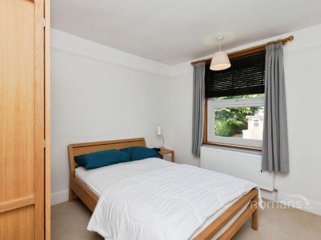 2 bedroom maisonette to rent