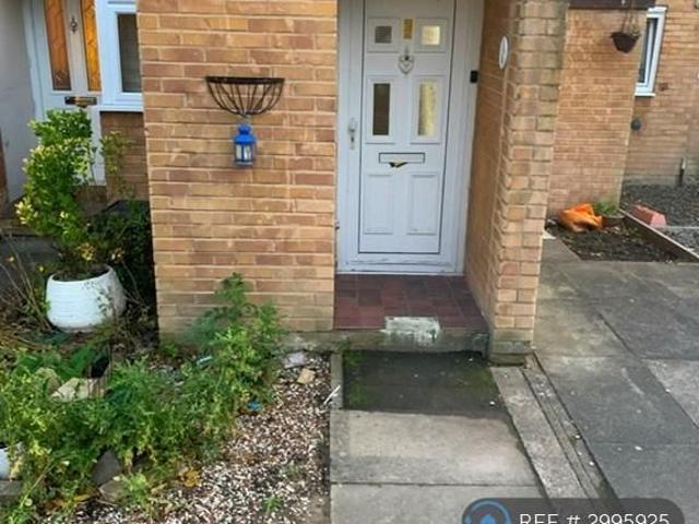 2 bedroom maisonette to rent