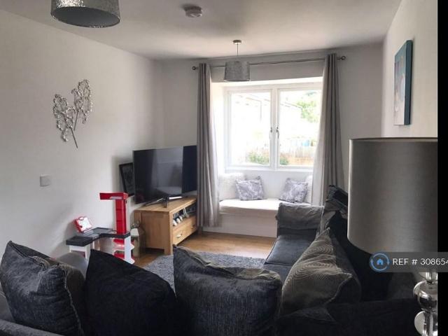 2 bedroom maisonette to rent