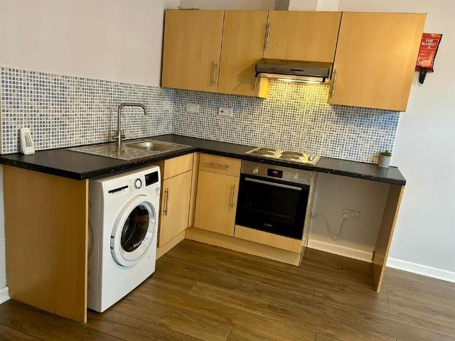 2 bedroom maisonette to rent