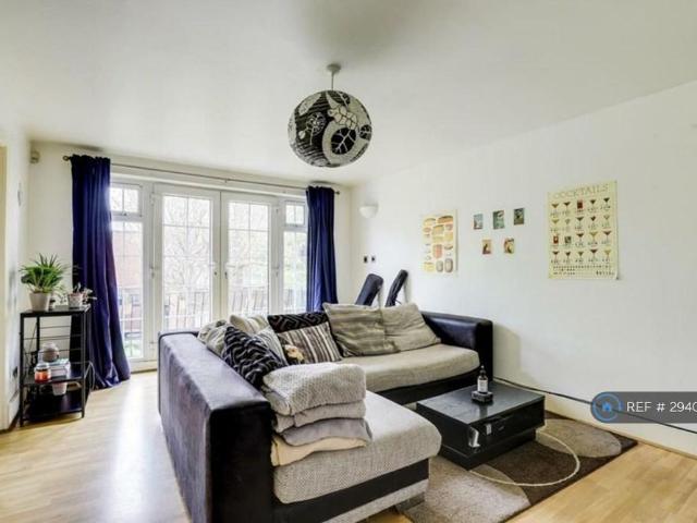 2 bedroom maisonette to rent