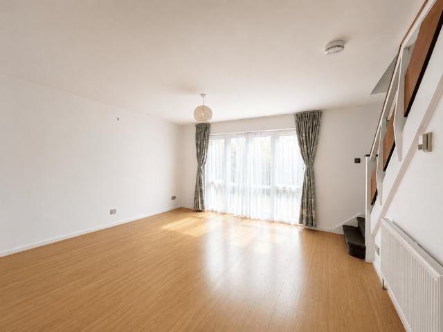 2 bedroom maisonette to rent