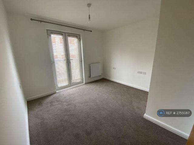 2 bedroom maisonette to rent