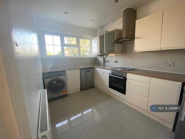 2 bedroom maisonette to rent