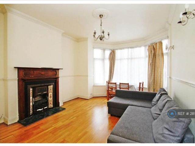 2 bedroom maisonette to rent