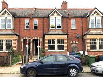 2 bedroom maisonette to rent