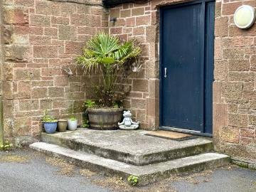 2 bedroom maisonette to rent