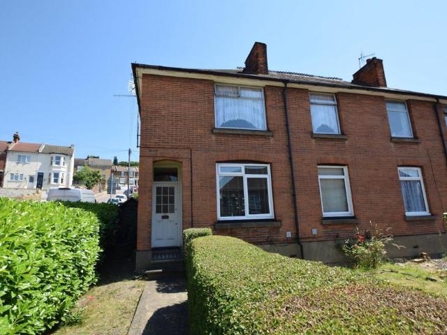 2 bedroom maisonette to rent