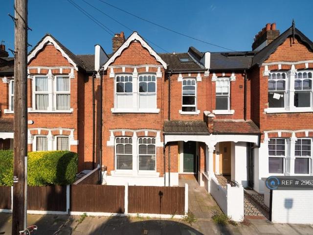 2 bedroom maisonette to rent