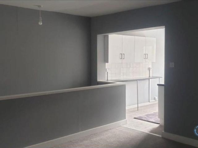 2 bedroom maisonette to rent