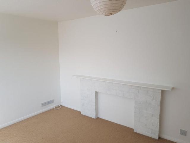 2 bedroom maisonette to rent