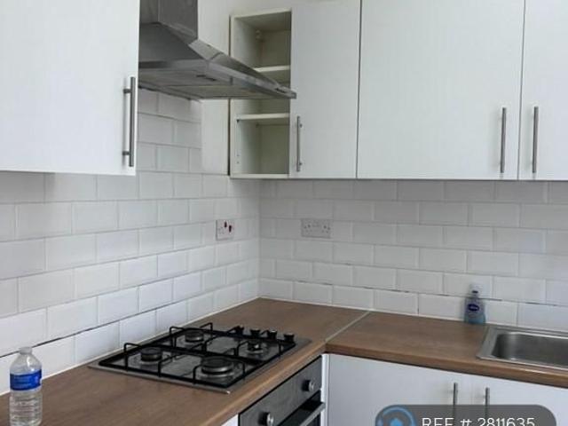 2 bedroom maisonette to rent