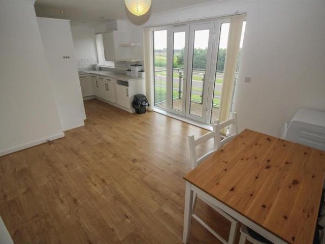 2 Bedroom Maisonette Upper
