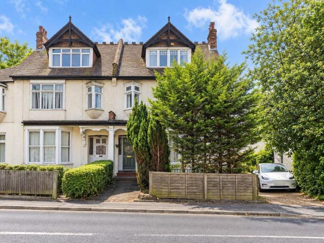 2 bedroom maisonette for sale