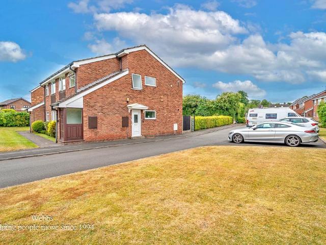 2 bedroom maisonette for sale