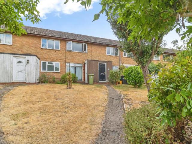 2 bedroom maisonette for sale
