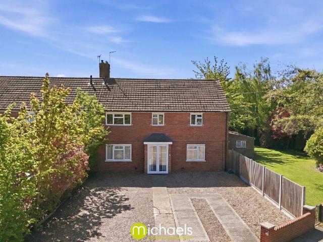 2 bedroom maisonette for sale