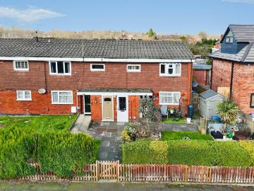 2 bedroom maisonette for sale