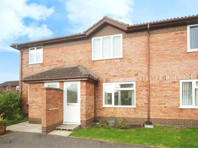 2 bedroom maisonette for sale