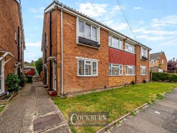 2 bedroom maisonette for sale