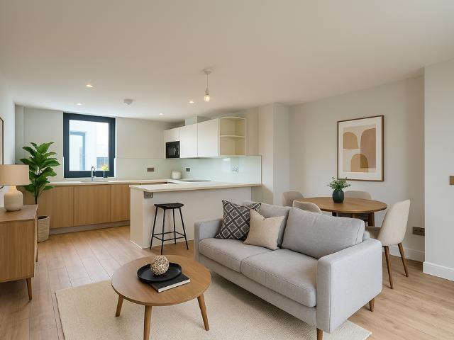 2 bedroom maisonette for sale