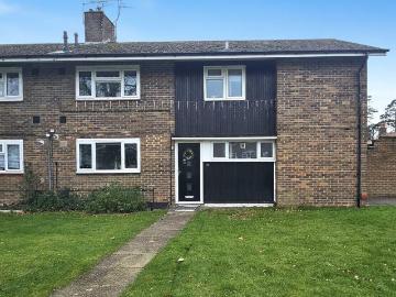 2 bedroom maisonette for sale