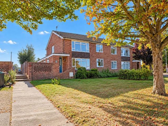 2 bedroom maisonette for sale