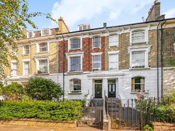 2 bedroom maisonette for sale