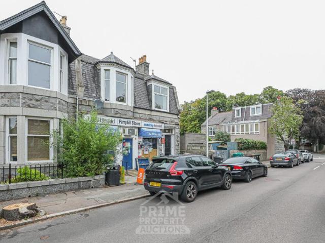 2 bedroom maisonette for sale