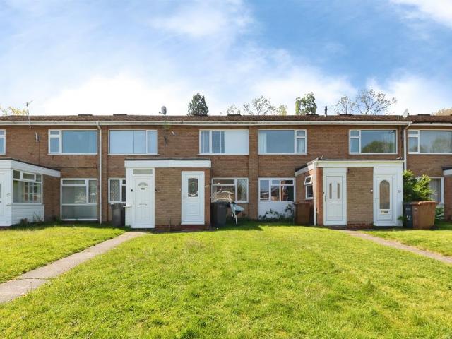 2 bedroom maisonette for sale