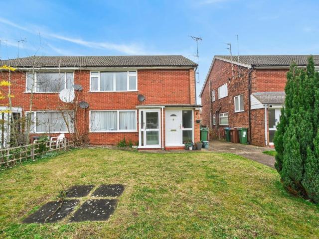 2 bedroom maisonette for sale