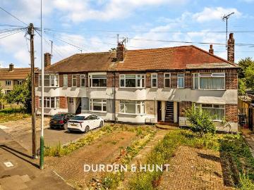 2 bedroom maisonette for sale