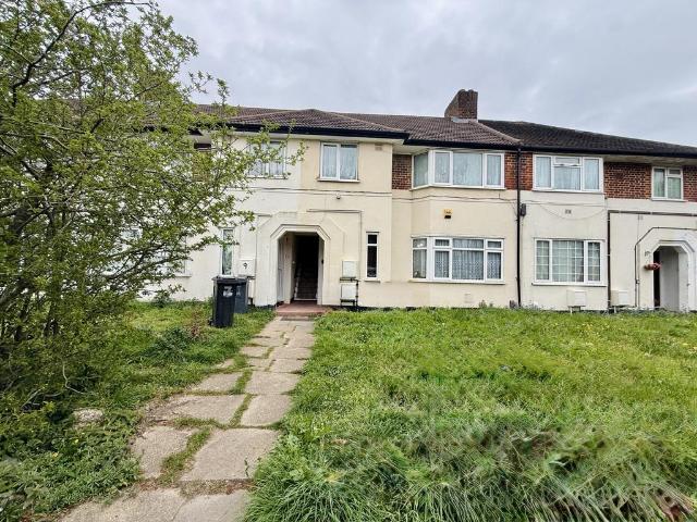 2 bedroom maisonette for sale