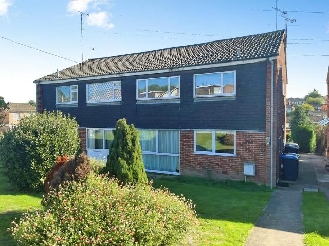 2 bedroom maisonette for sale