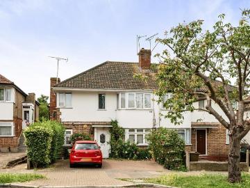 2 bedroom maisonette for sale