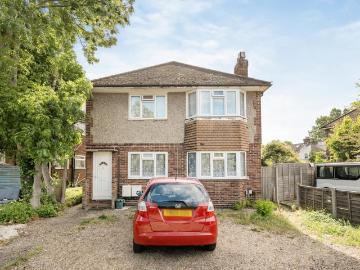 2 bedroom maisonette for sale