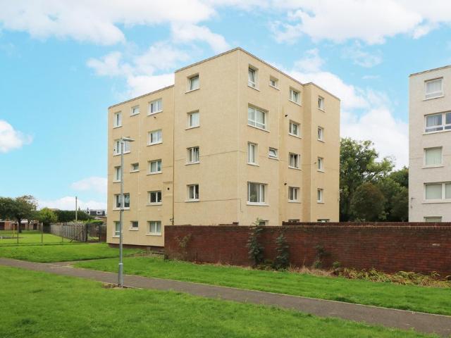 2 bedroom maisonette for sale
