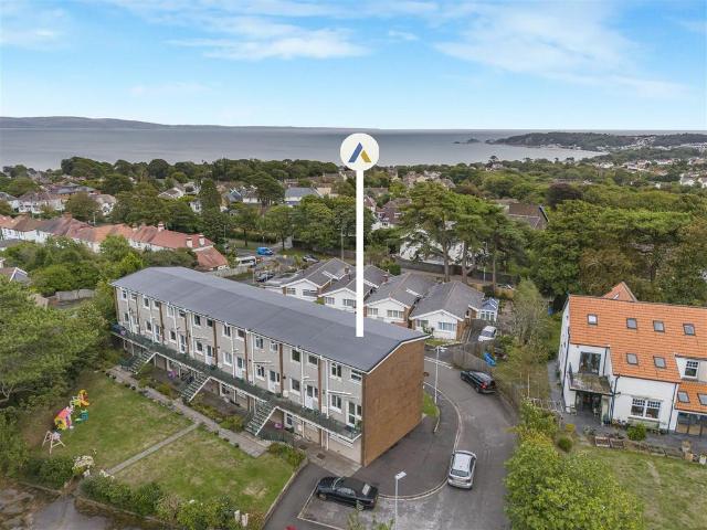 2 bedroom maisonette for sale