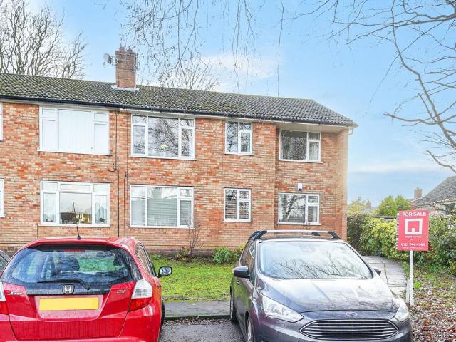2 bedroom maisonette for sale