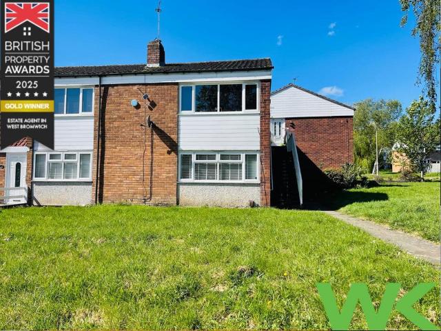 2 bedroom maisonette for sale
